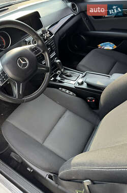Универсал Mercedes-Benz C-Class 2012 в 