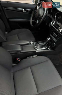 Универсал Mercedes-Benz C-Class 2012 в 
