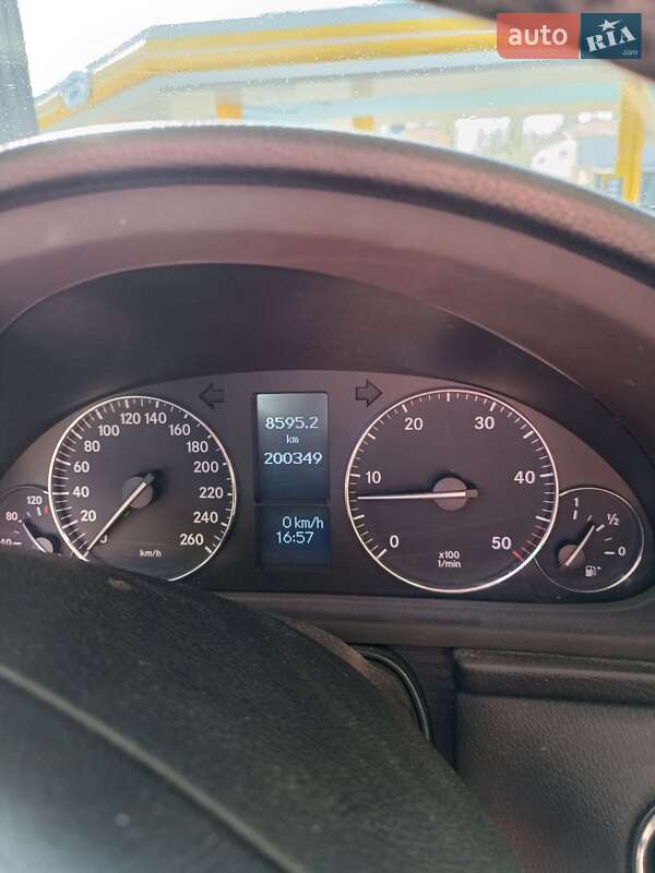Купе Mercedes-Benz C-Class 2007 в Ровно фото 5 Купе Mercedes-Benz C-Class 2007 в Ровно