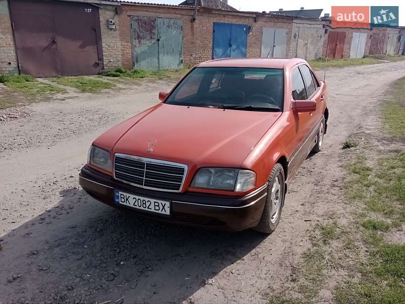 Седан Mercedes-Benz C-Class 1994 в 