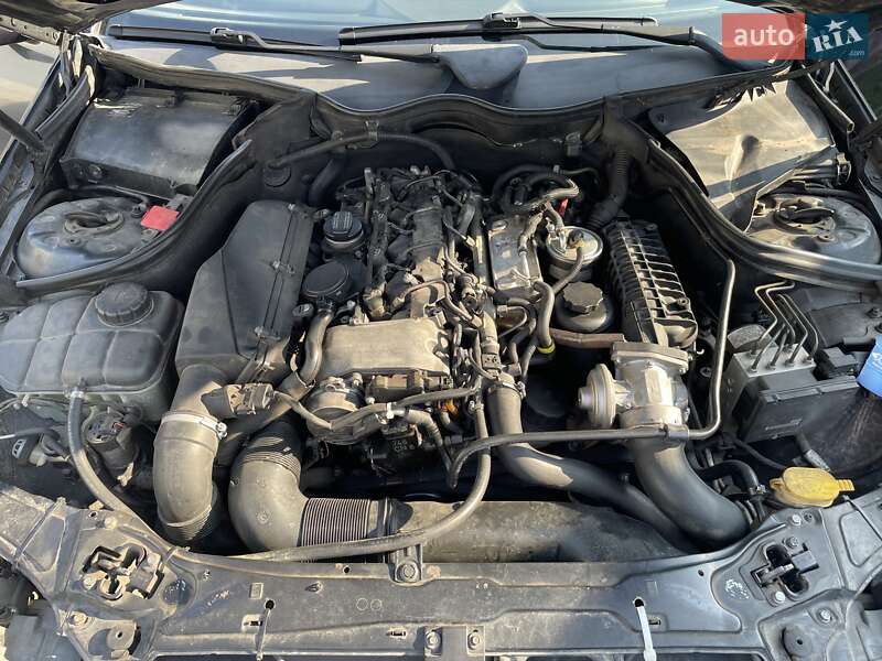 Купе Mercedes-Benz C-Class 2003 в Львове