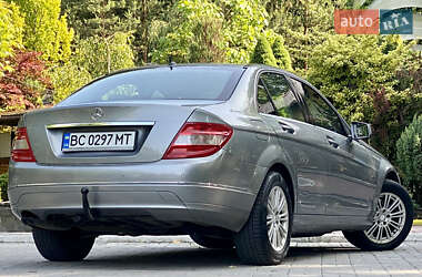 Седан Mercedes-Benz C-Class 2010 в 