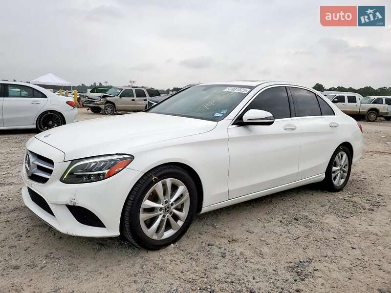 Mercedes-Benz C-Class 2019