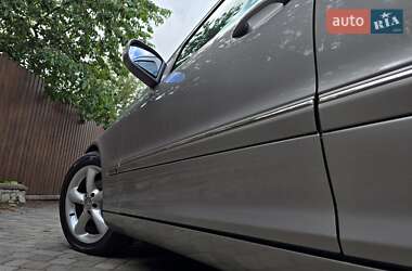 Седан Mercedes-Benz C-Class 2004 в 