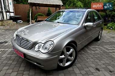 Седан Mercedes-Benz C-Class 2004 в 