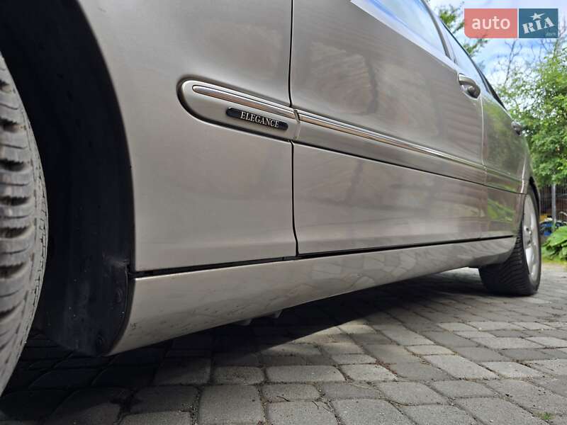 Седан Mercedes-Benz C-Class 2004 в Полтаве