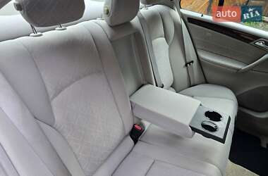 Седан Mercedes-Benz C-Class 2004 в 