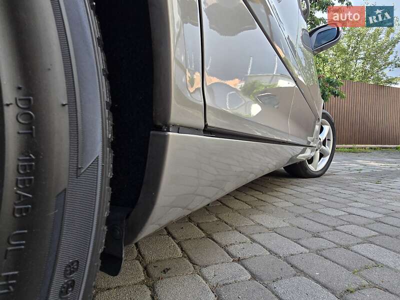 Седан Mercedes-Benz C-Class 2004 в Полтаве