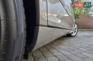 Седан Mercedes-Benz C-Class 2004 в 