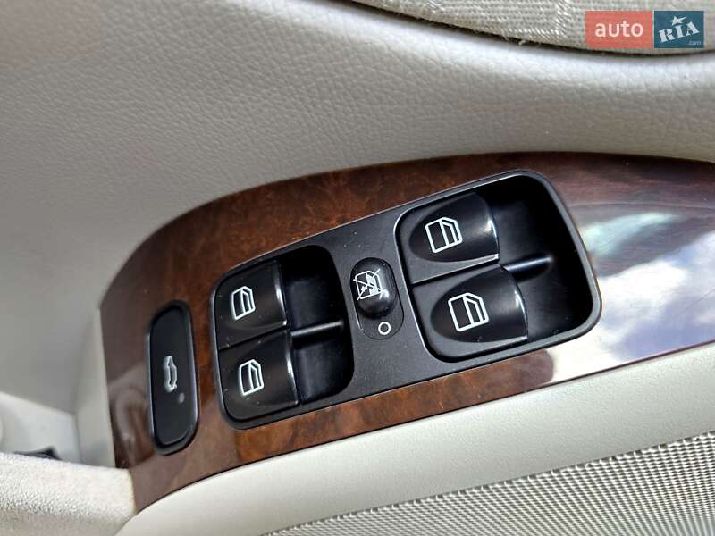 Седан Mercedes-Benz C-Class 2004 в Полтаве