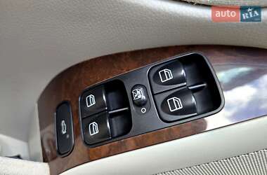 Седан Mercedes-Benz C-Class 2004 в 