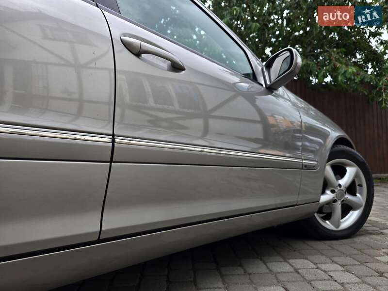 Седан Mercedes-Benz C-Class 2004 в Полтаве