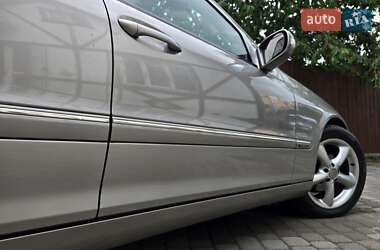 Седан Mercedes-Benz C-Class 2004 в 