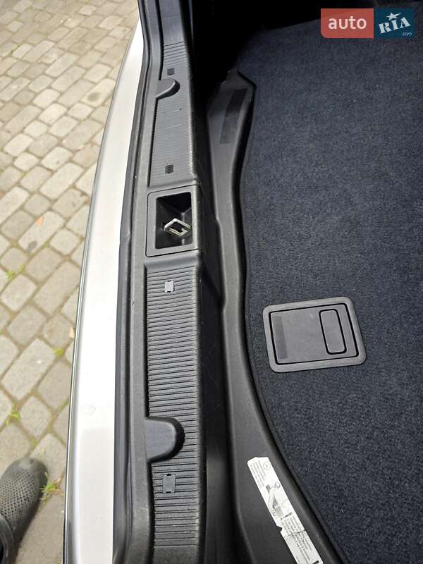 Седан Mercedes-Benz C-Class 2004 в Полтаве