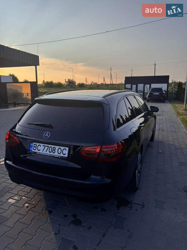 Универсал Mercedes-Benz C-Class 2014 в Яворове