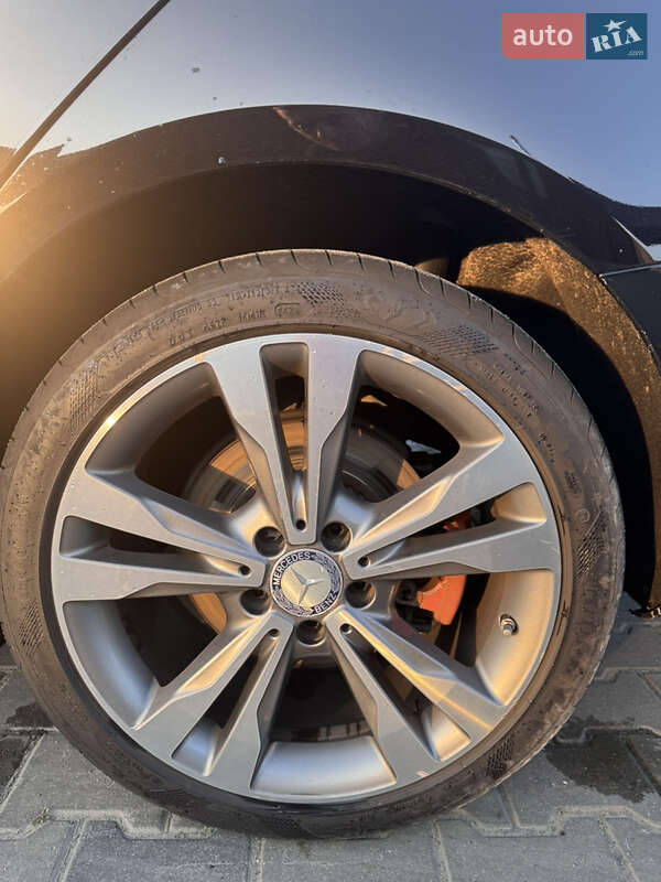 Универсал Mercedes-Benz C-Class 2014 в Яворове