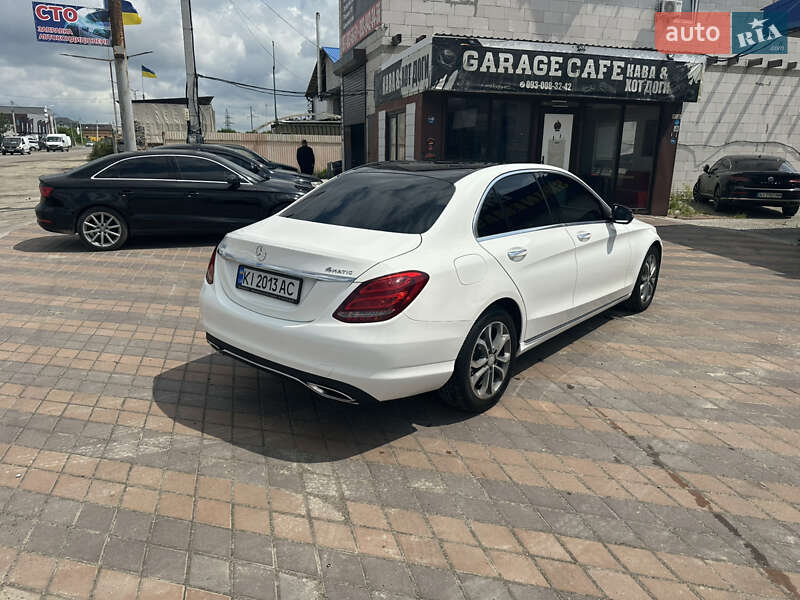 Седан Mercedes-Benz C-Class 2015 в Киеве