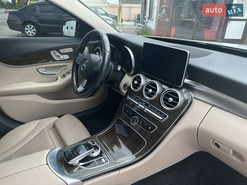 Седан Mercedes-Benz C-Class 2015 в Киеве