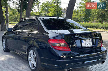 Седан Mercedes-Benz C-Class 2011 в 