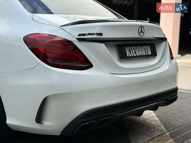 Седан Mercedes-Benz C-Class 2017 в Киеве