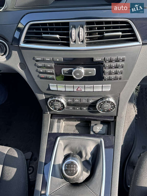 Универсал Mercedes-Benz C-Class 2013 в Киеве