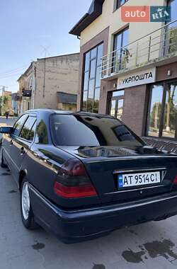 Седан Mercedes-Benz C-Class 2000 в 