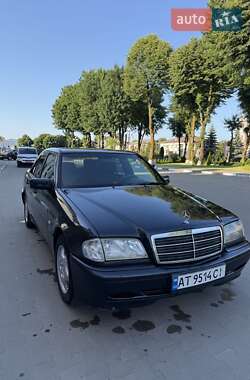 Седан Mercedes-Benz C-Class 2000 в 