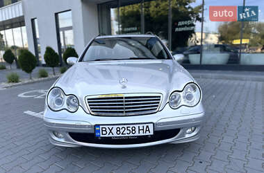 Универсал Mercedes-Benz C-Class 2004 в 