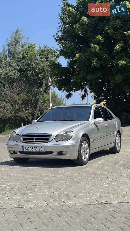 Седан Mercedes-Benz C-Class 2002 в 
