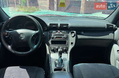 Седан Mercedes-Benz C-Class 2002 в 