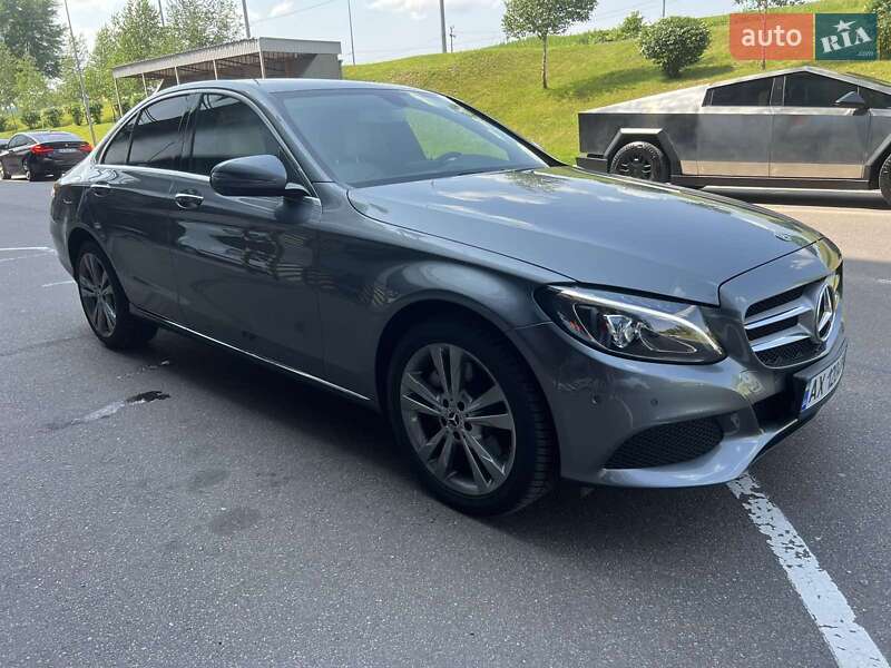 Седан Mercedes-Benz C-Class 2018 в 