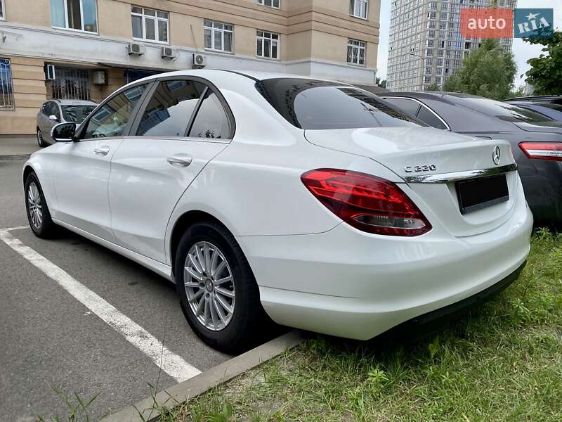 Седан Mercedes-Benz C-Class 2015 в Киеве