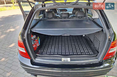 Універсал Mercedes-Benz C-Class 2012 в 