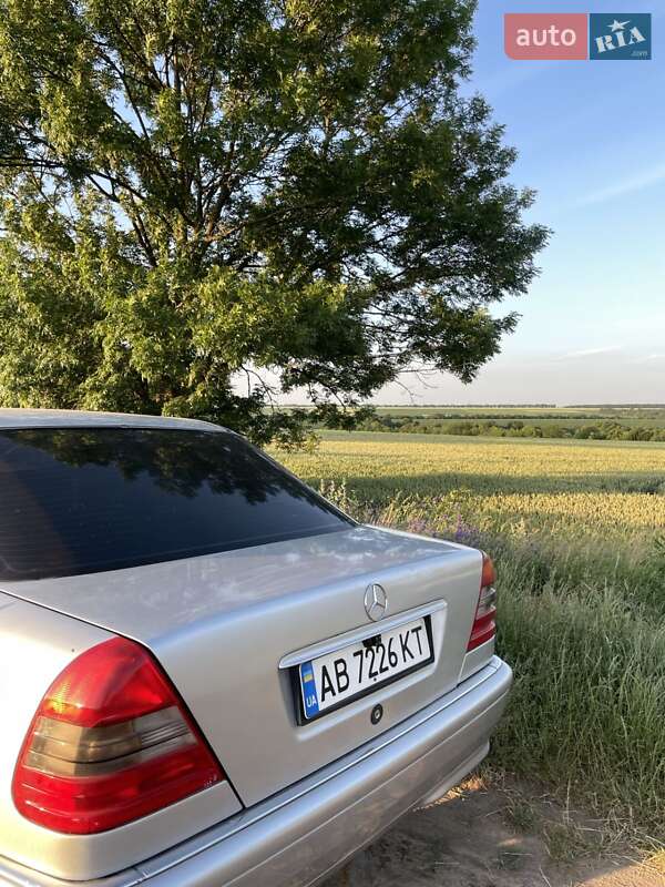 Седан Mercedes-Benz C-Class 1995 в Виннице фото 31 Седан Mercedes-Benz C-Class 1995 в Виннице