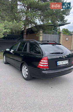 Универсал Mercedes-Benz C-Class 2006 в 