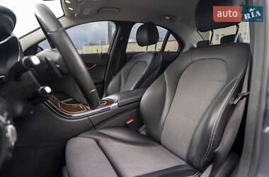 Седан Mercedes-Benz C-Class 2017 в 