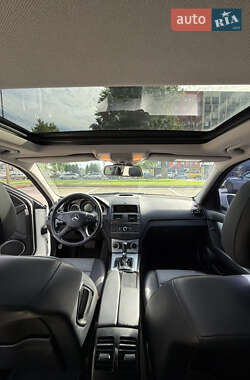 Седан Mercedes-Benz C-Class 2011 в 