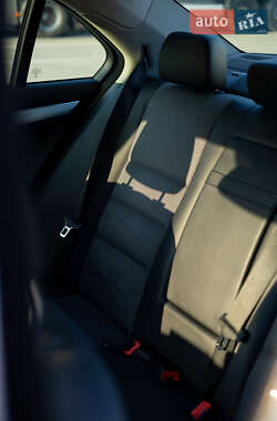 Седан Mercedes-Benz C-Class 2010 в 