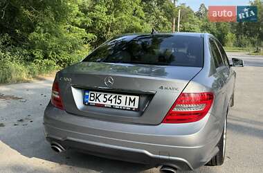 Седан Mercedes-Benz C-Class 2012 в 