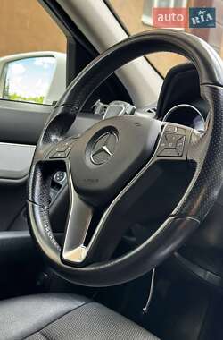 Седан Mercedes-Benz C-Class 2012 в 