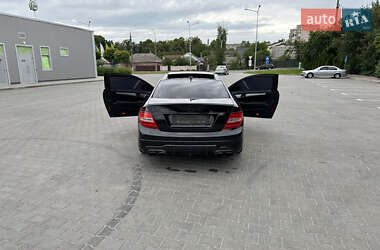 Купе Mercedes-Benz C-Class 2012 в 