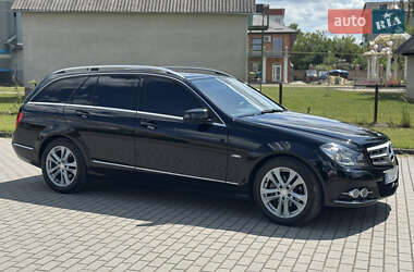 Универсал Mercedes-Benz C-Class 2012 в 