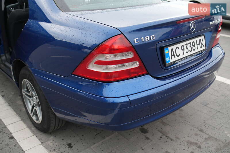 Седан Mercedes-Benz C-Class 2003 в Луцке