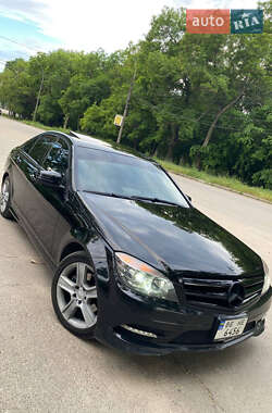 Седан Mercedes-Benz C-Class 2011 в Миколаєві