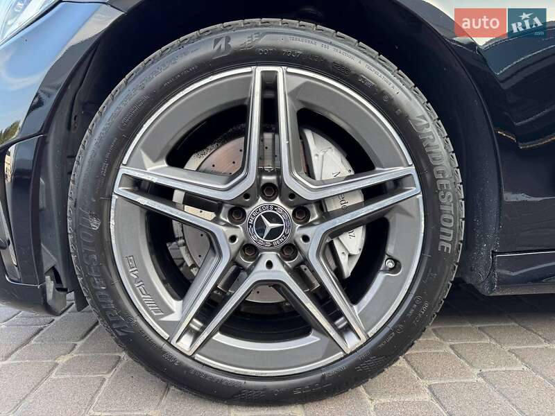 Седан Mercedes-Benz C-Class 2018 в Киеве