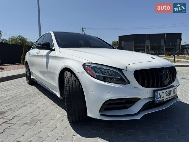 Седан Mercedes-Benz C-Class 2018 в Львове