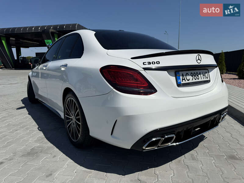 Седан Mercedes-Benz C-Class 2018 в Львове