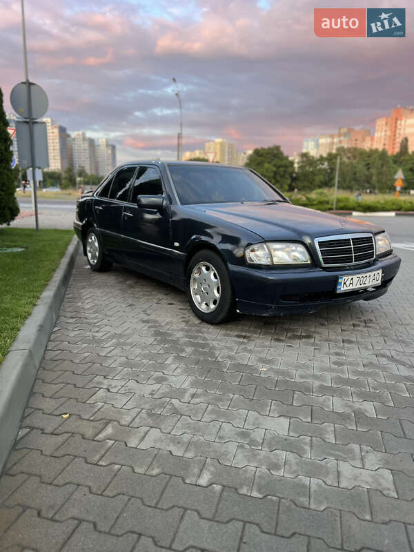 Седан Mercedes-Benz C-Class 1996 в Киеве фото 4 Седан Mercedes-Benz C-Class 1996 в Киеве