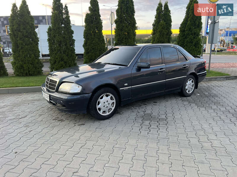 Седан Mercedes-Benz C-Class 1996 в Киеве фото 6 Седан Mercedes-Benz C-Class 1996 в Киеве