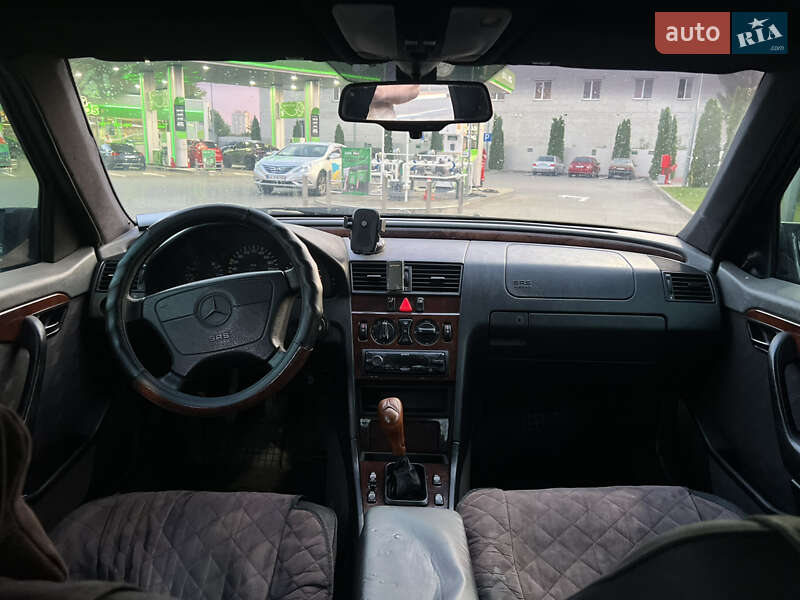 Седан Mercedes-Benz C-Class 1996 в Киеве фото 14 Седан Mercedes-Benz C-Class 1996 в Киеве